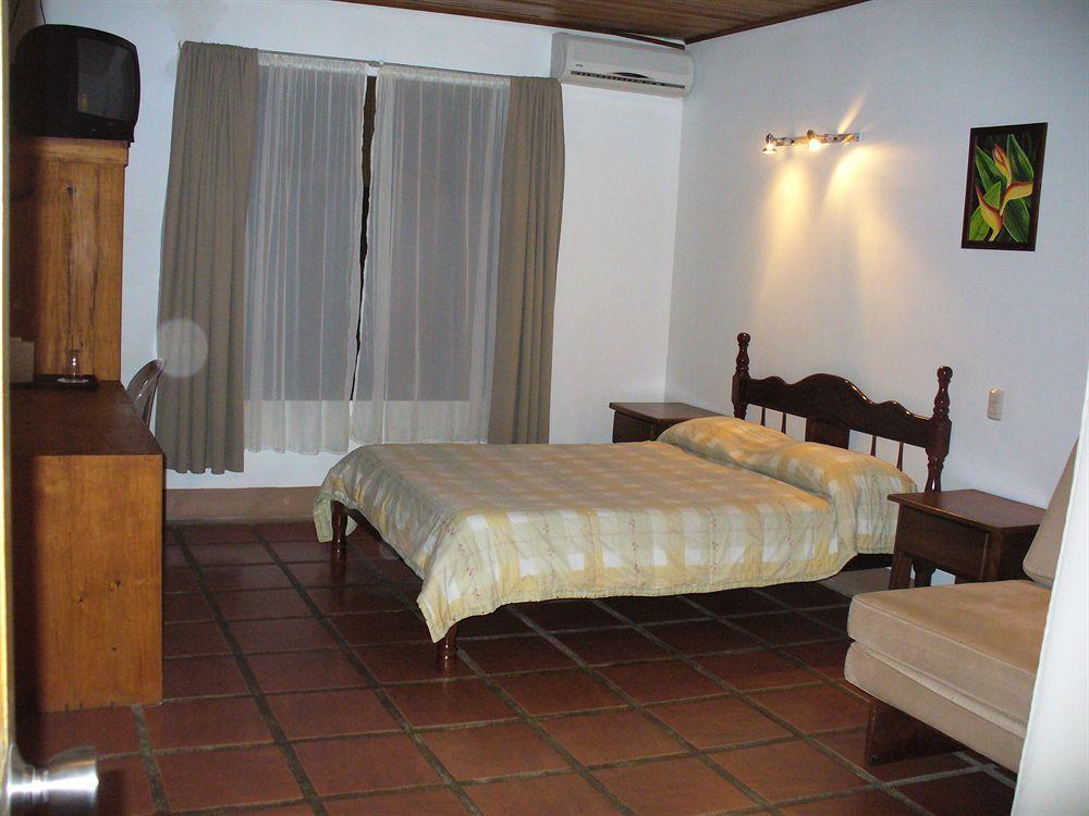 Termales Del Bosque & Hot Springs Hotel La Marina Eksteriør billede
